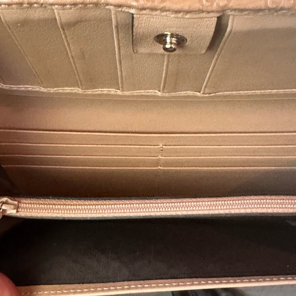 GUCCI Guccissima SOLD NOT AVAILABLE Signature Leather Wallet full inclusion - Picture 12 of 16